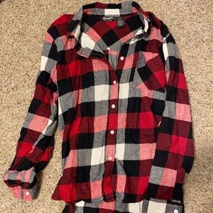 Wrangler flannel size small (oversized)
